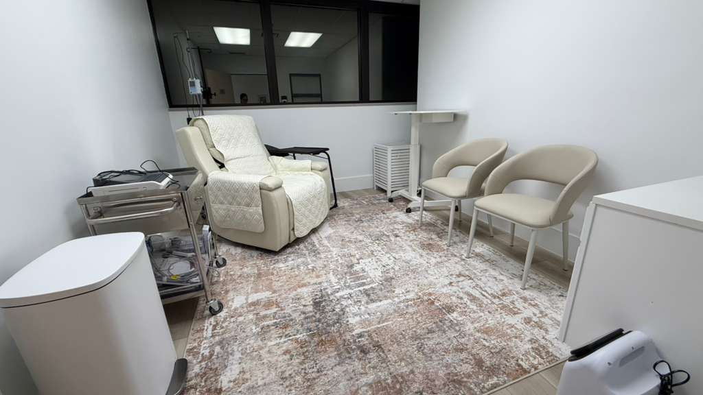 Professional house cleaning in Naples FL Deep cleaning service Naples Florida